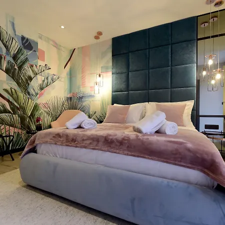 The Lion ゲストハウス ザダル